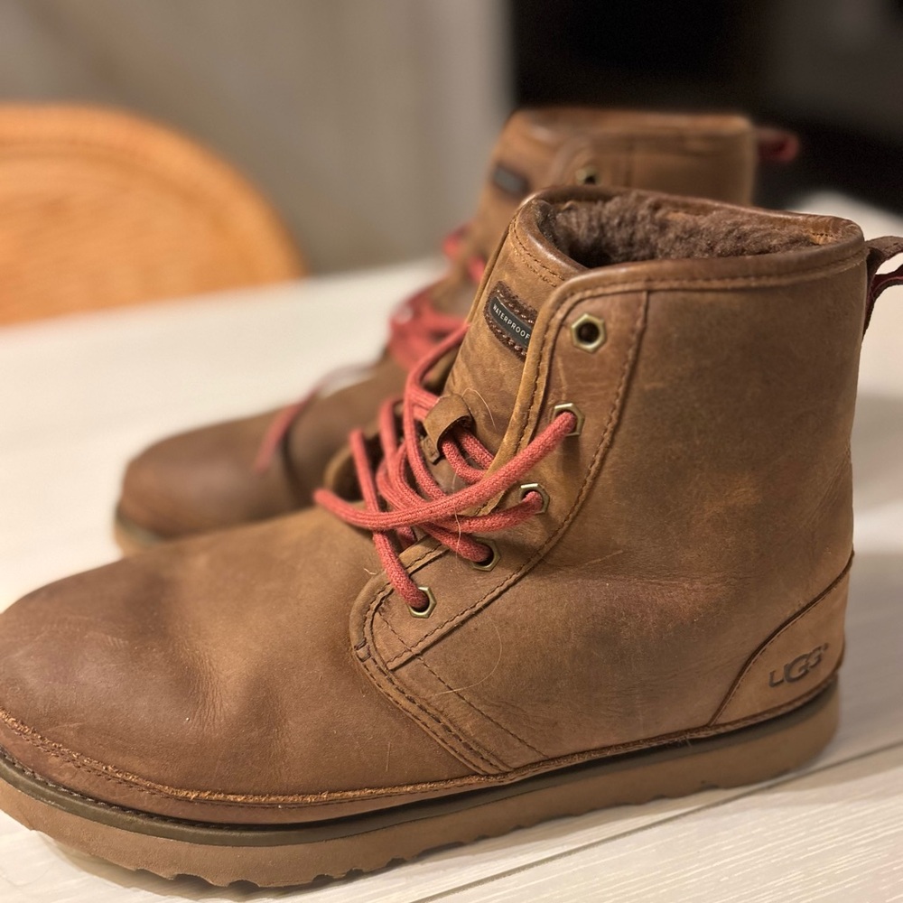 Men’s UGG Tan Leather Boots with Red Laces